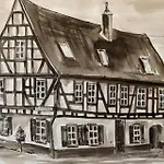Loftcharakter Unter Historischem Gebaelk Апартаменты